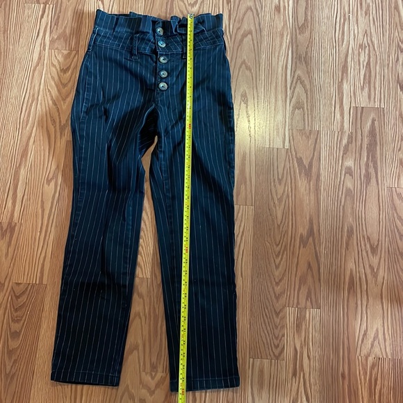 Free People Montella Black Pinstripe High Waisted Cropped Pants Size 2 - Picture 13 of 15